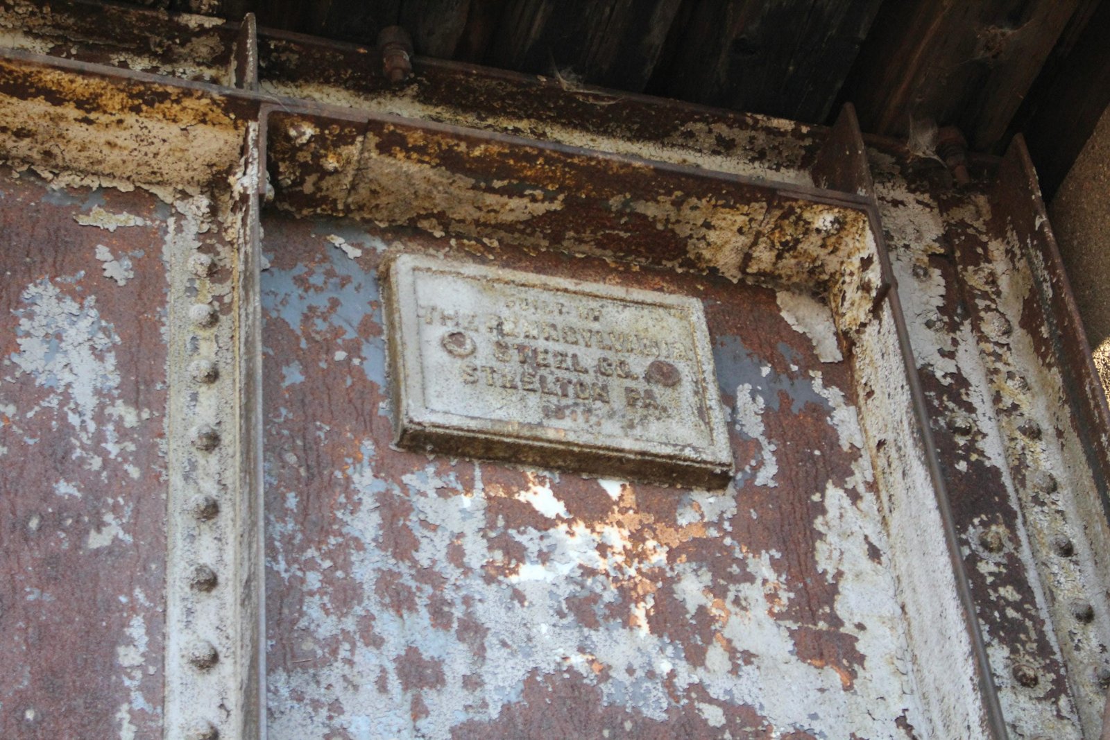 Plaque